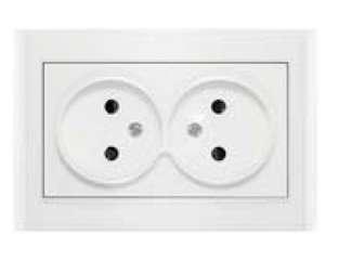 Розетка 2-м СП Бриллиант 16А IP20 без заземл. защ. шторки бел. UNIVersal 7947526